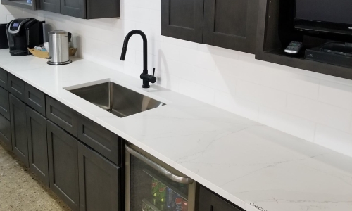 Bring a brand-new look to your kitchen with a Quartz or Granite countertop