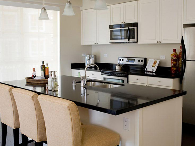 Finish Your New Home Construction with Custom Quartz Countertops in Your Kitchen